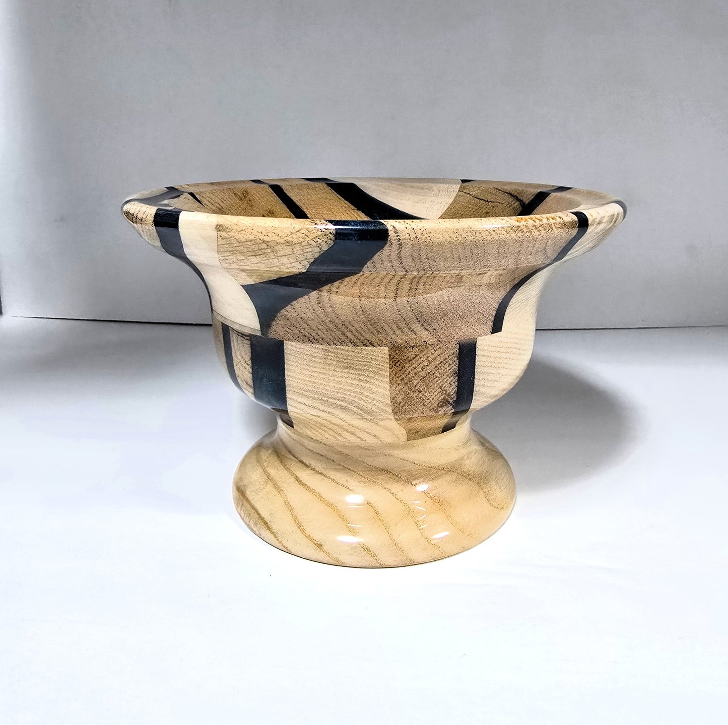 Dark Green Resin and Wood Segment Small Candy Dish